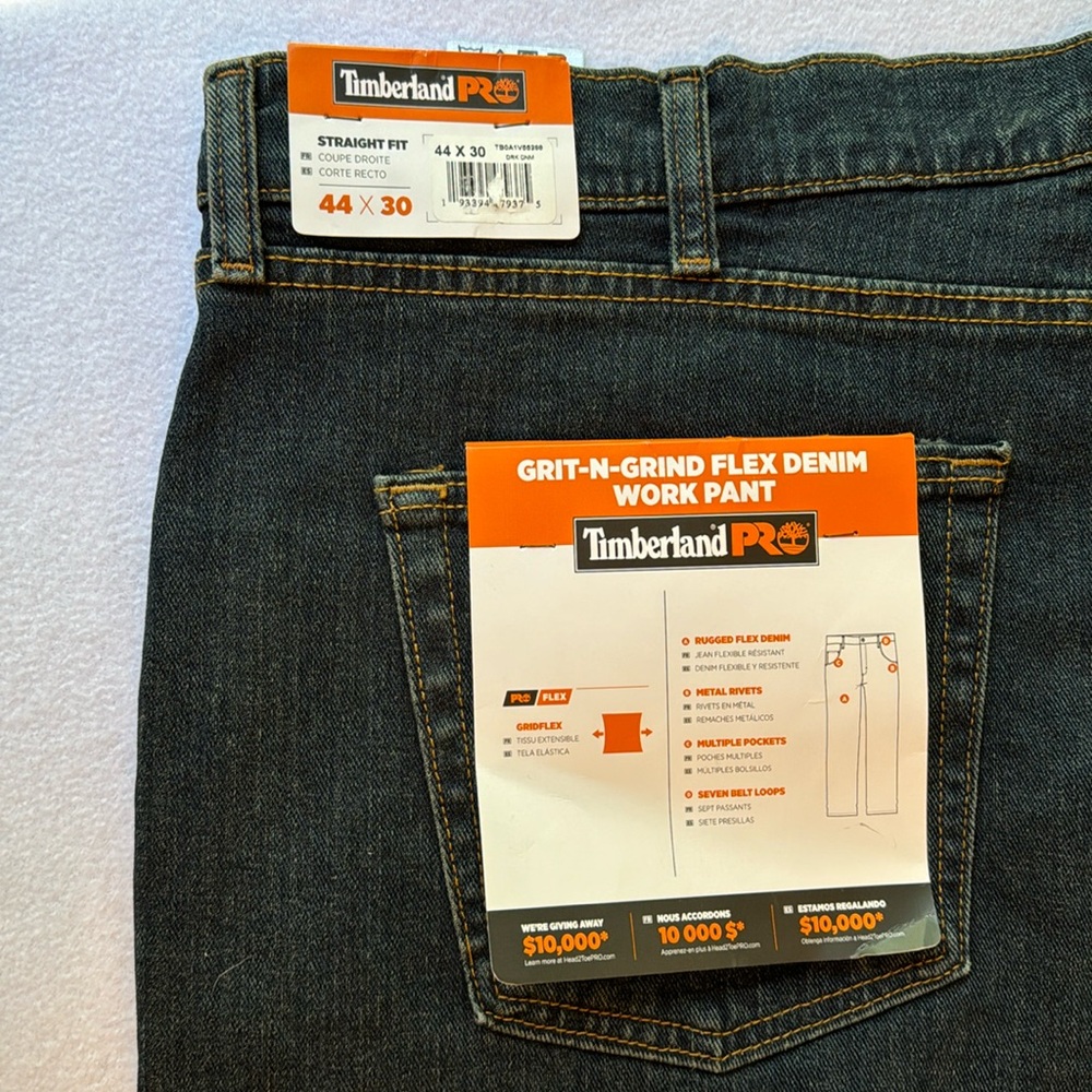TIMBERLAND mens jeans grit and grind flex denim work jean. NEW WITH TAGS.
